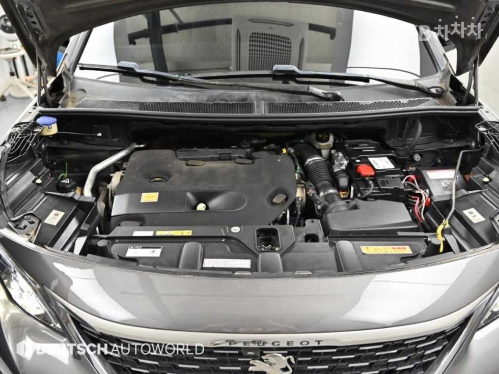 Peugeot 5008 — miniaturë 6