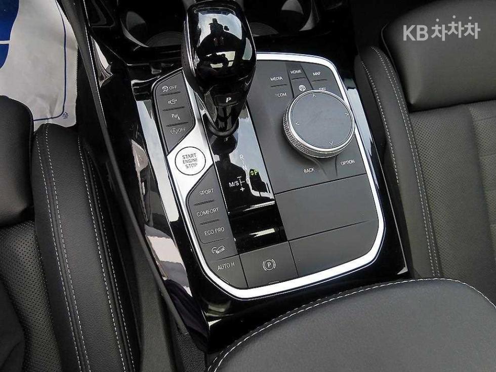 BMW X4 — miniaturë 11