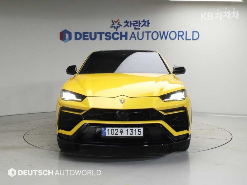 Lamborghini Urus — miniaturë 3