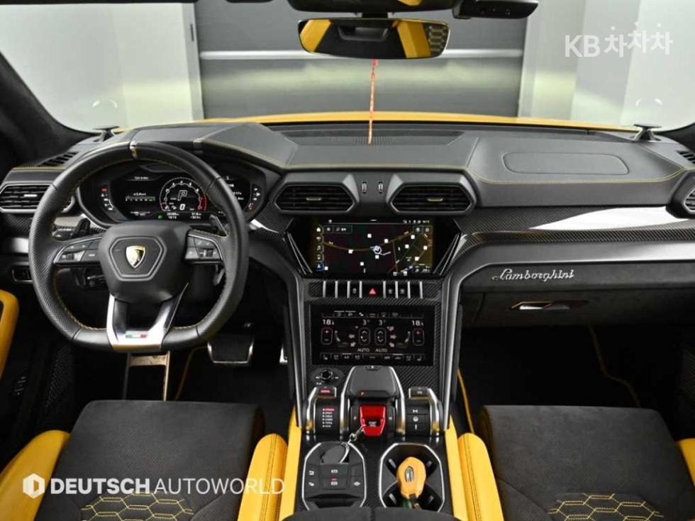 Lamborghini Urus — miniaturë 7