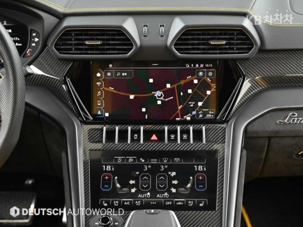 Lamborghini Urus — miniaturë 14
