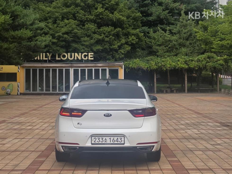 Kia K7 — miniaturë 5