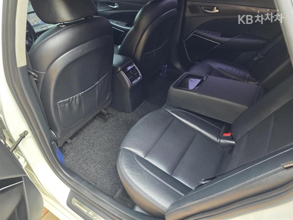 Kia K7 — miniaturë 10