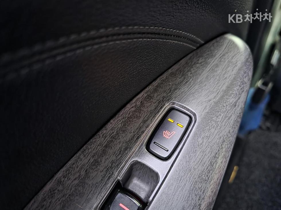 Kia K7 — miniaturë 11