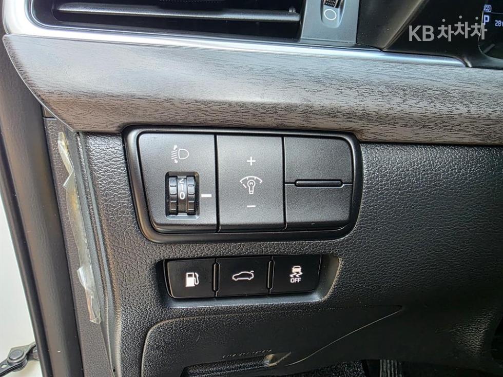 Kia K7 — miniaturë 12