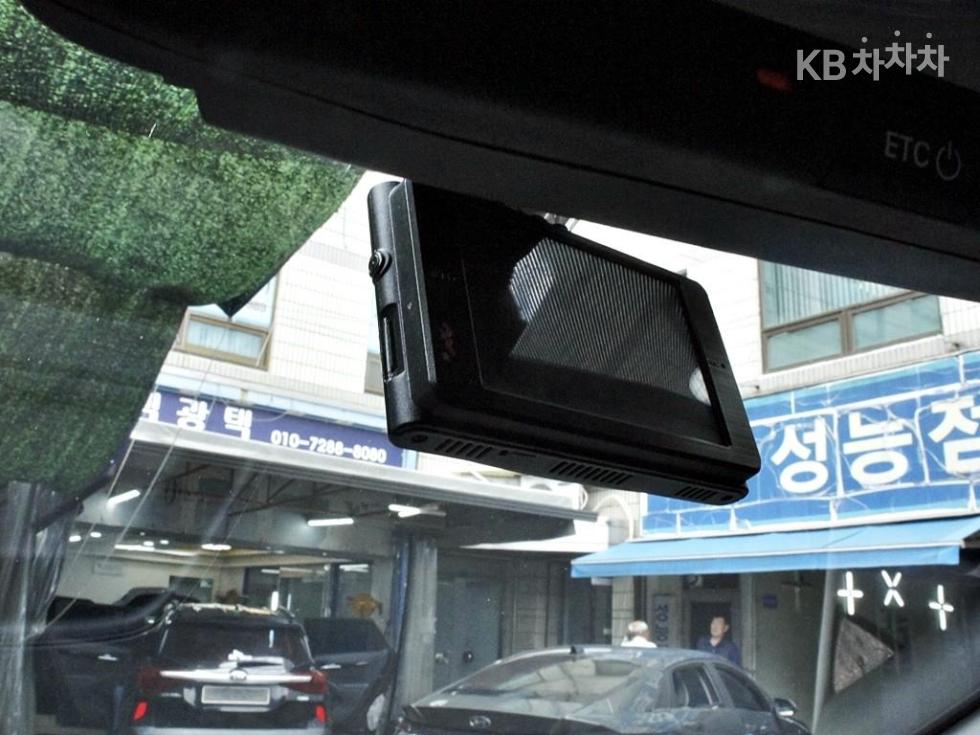 Hyundai Starex — miniaturë 13