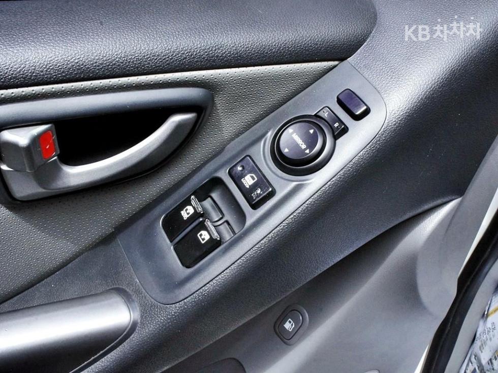 Hyundai Starex — miniaturë 14