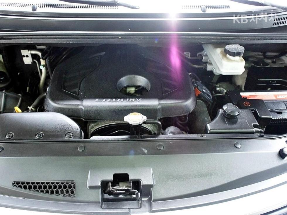 Hyundai Starex — miniaturë 18
