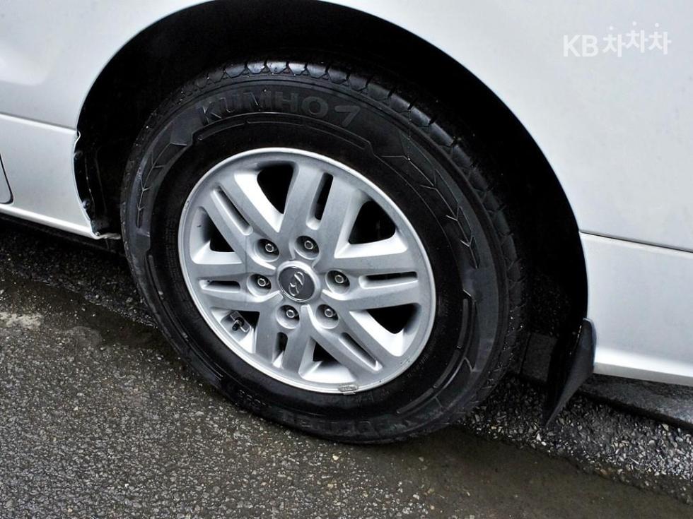 Hyundai Starex — miniaturë 19