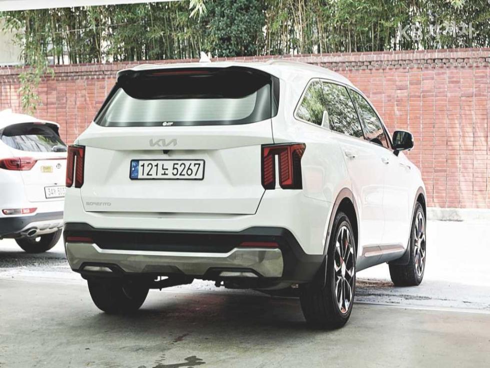Kia Sorento — miniaturë 3