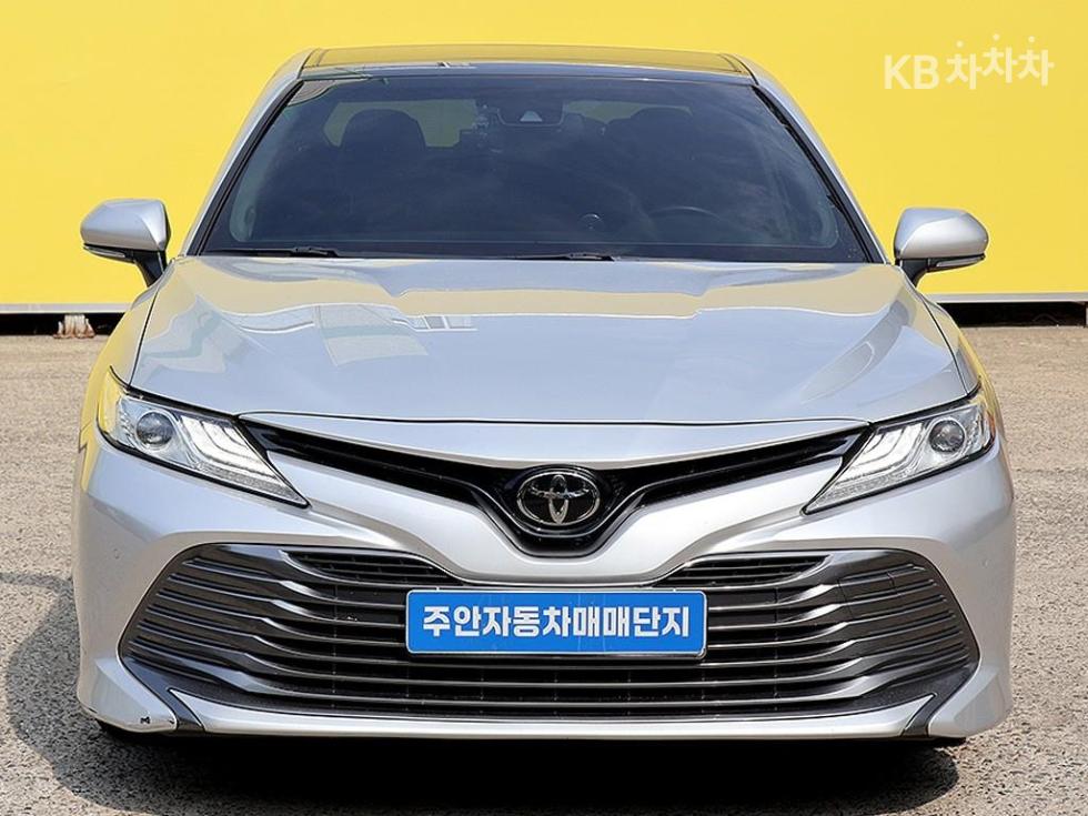 Toyota Камри