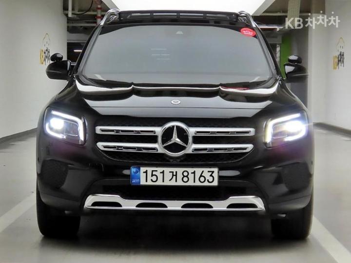 Mercedes-Benz GLB GLB 220 — foto 1
