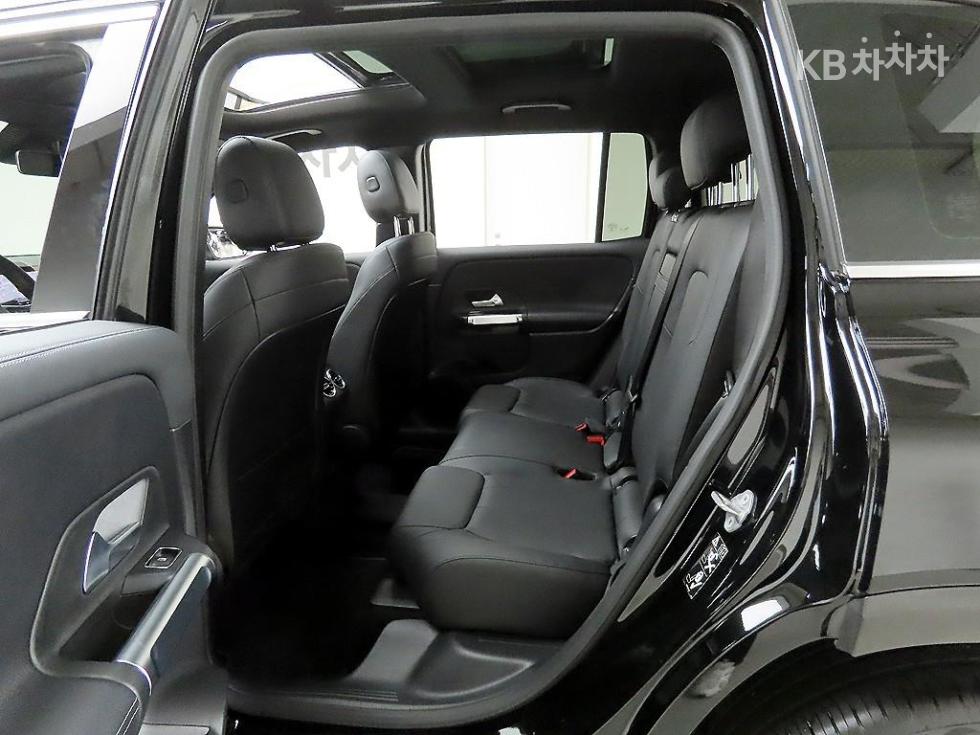 Mercedes-Benz GLB — miniaturë 14