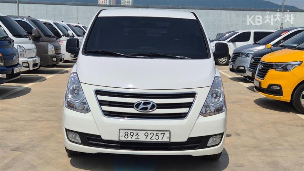 Hyundai Starex — miniaturë 5