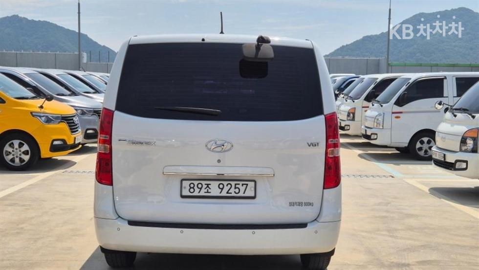 Hyundai Starex — miniaturë 6