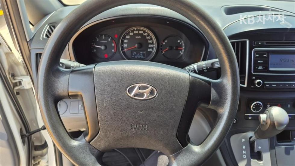 Hyundai Starex — miniaturë 9