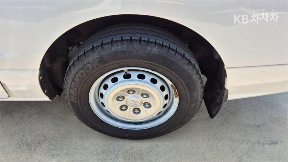 Hyundai Starex — miniaturë 17