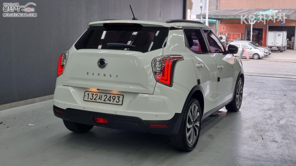 SsangYong Tivoli — miniaturë 2