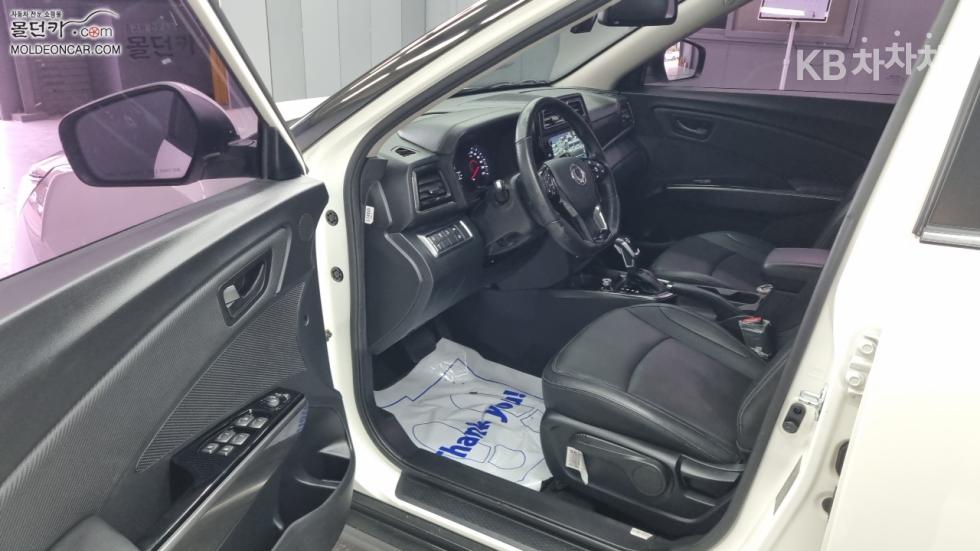 SsangYong Tivoli — miniaturë 9