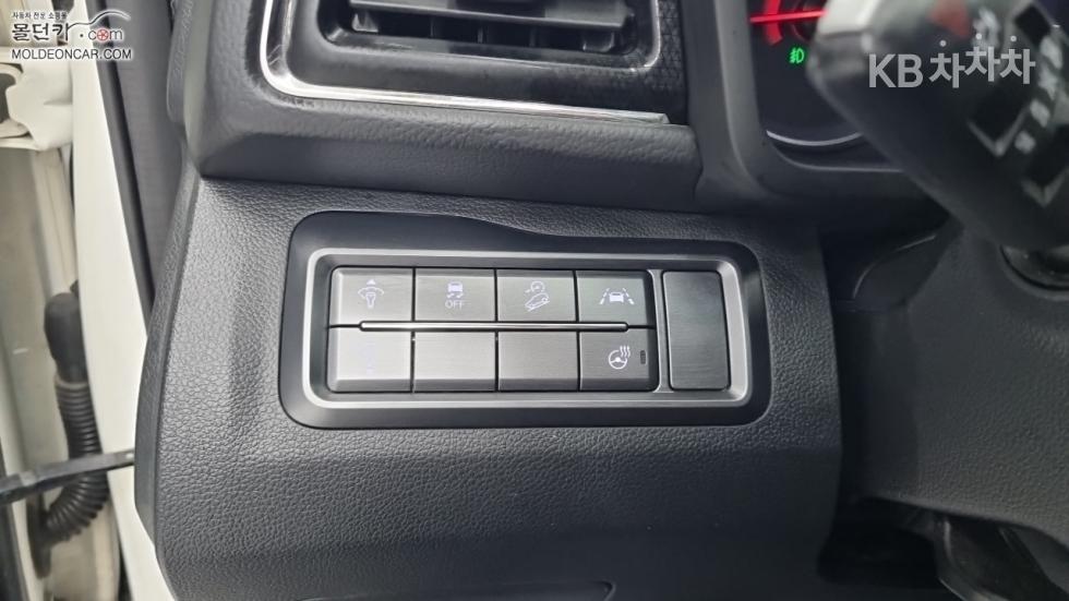 SsangYong Tivoli — miniaturë 15
