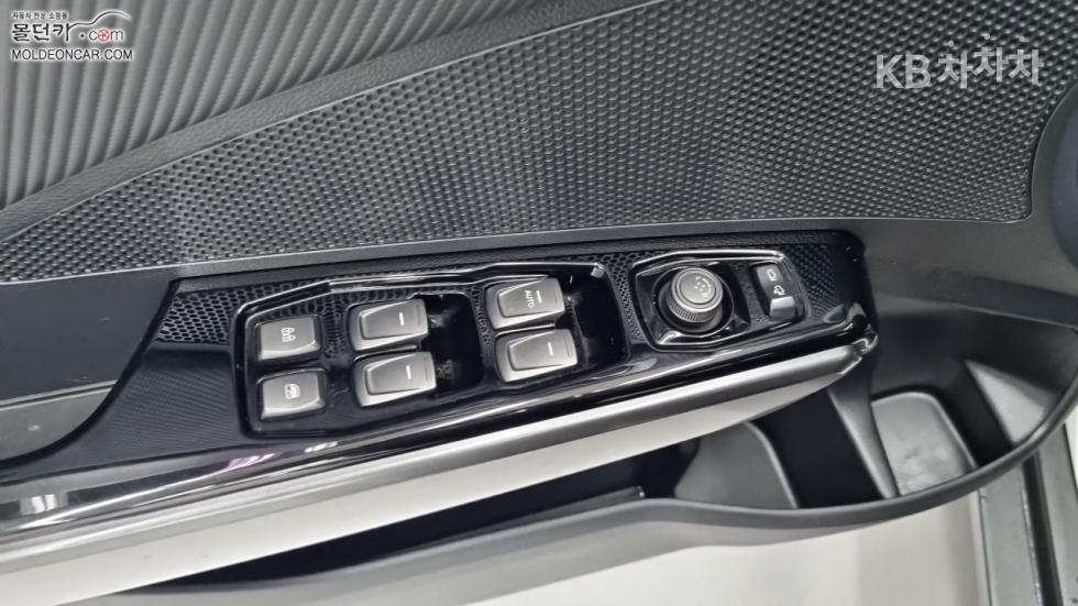 SsangYong Tivoli — miniaturë 17