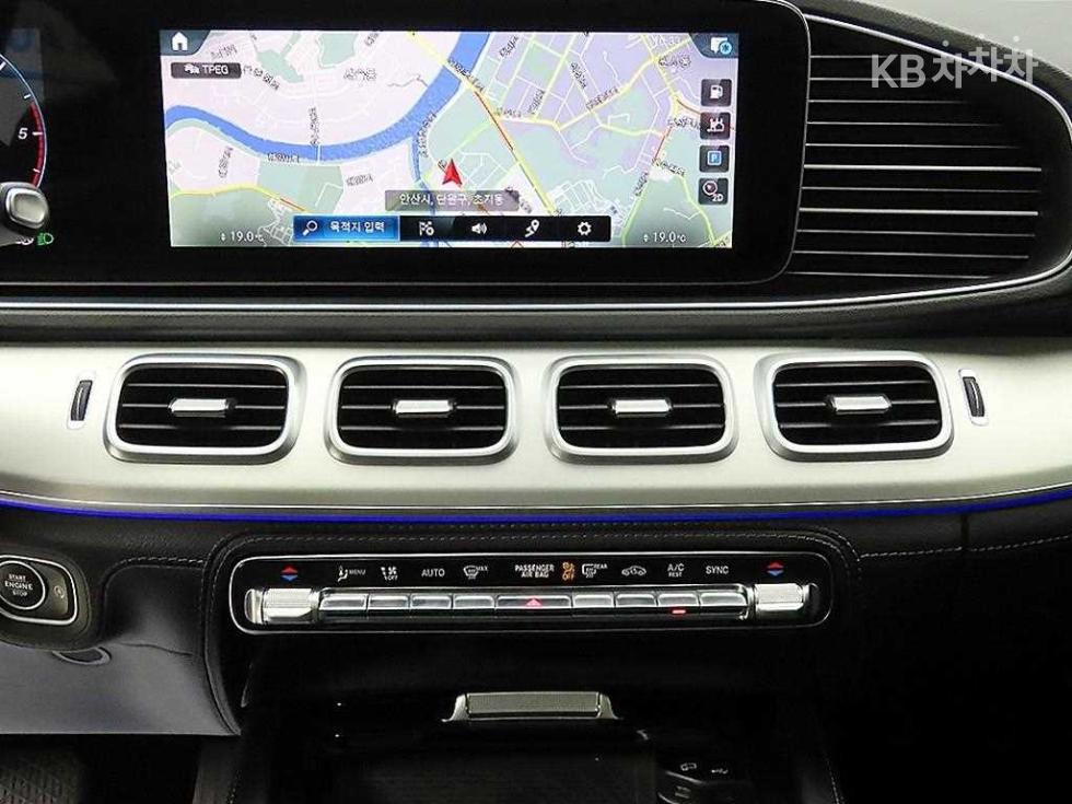 Mercedes-Benz GLE — miniaturë 13