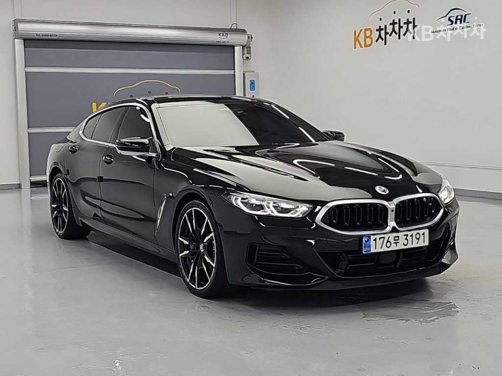 2023 BMW BMW 8 (G15) photo