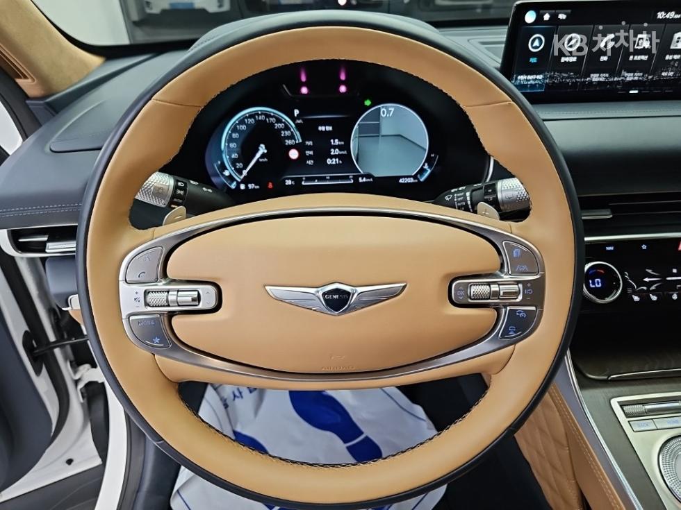 2022 Genesis GV80 photo
