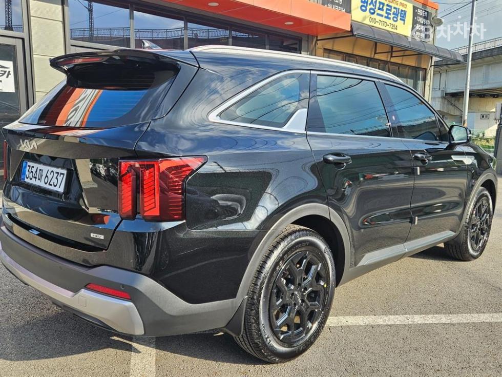 Kia Sorento — miniaturë 3