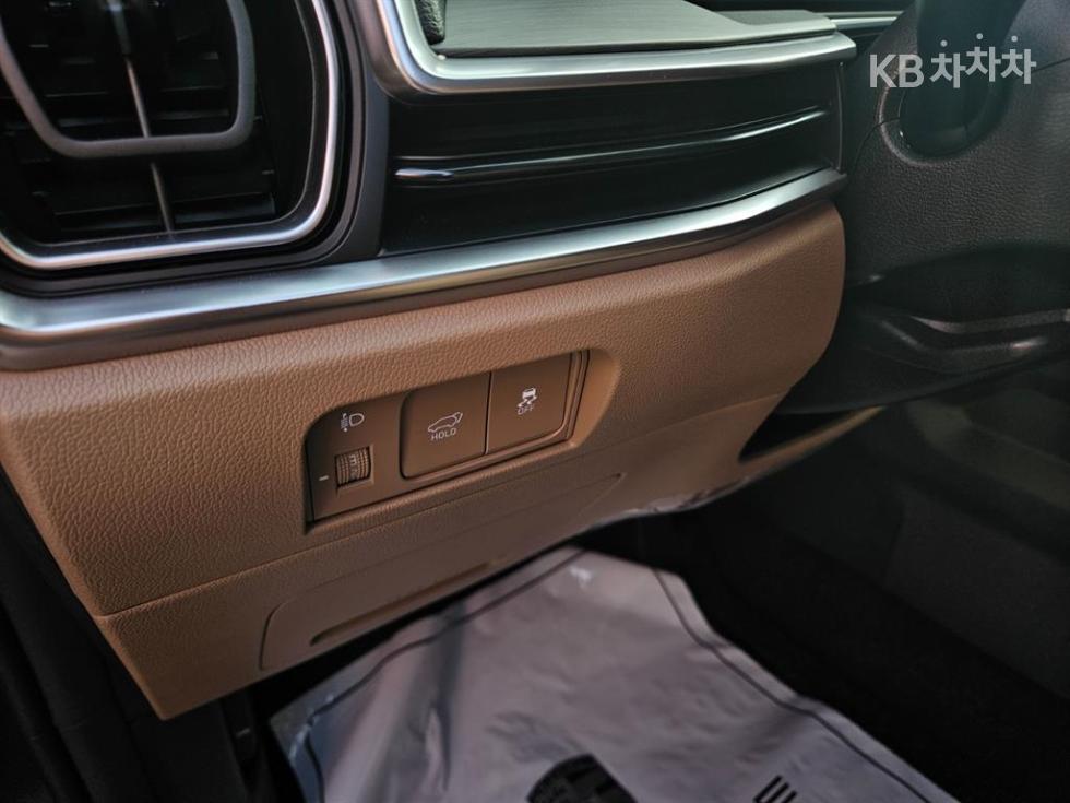 Kia Sorento — miniaturë 15