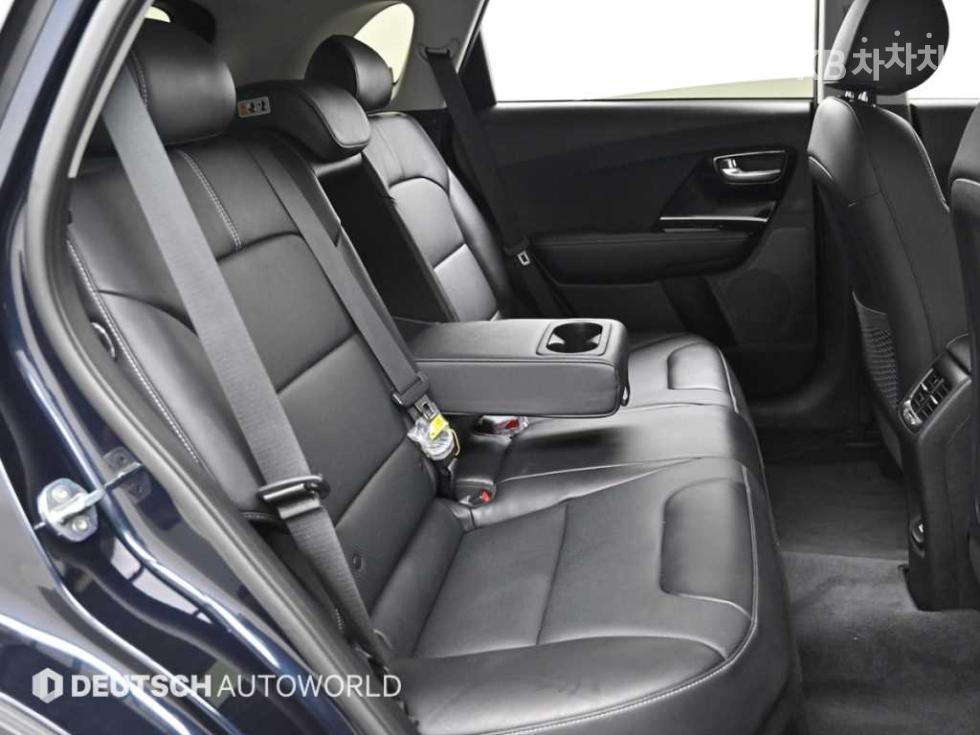 Kia Niro — miniaturë 12