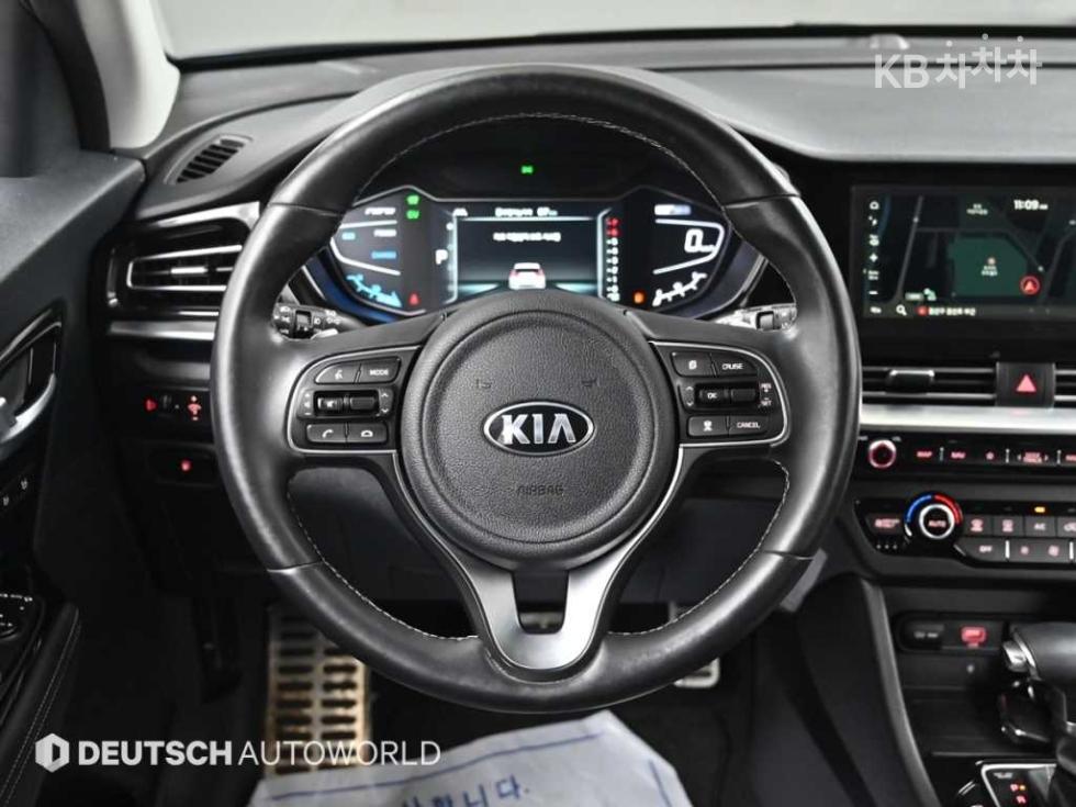 Kia Niro — miniaturë 13