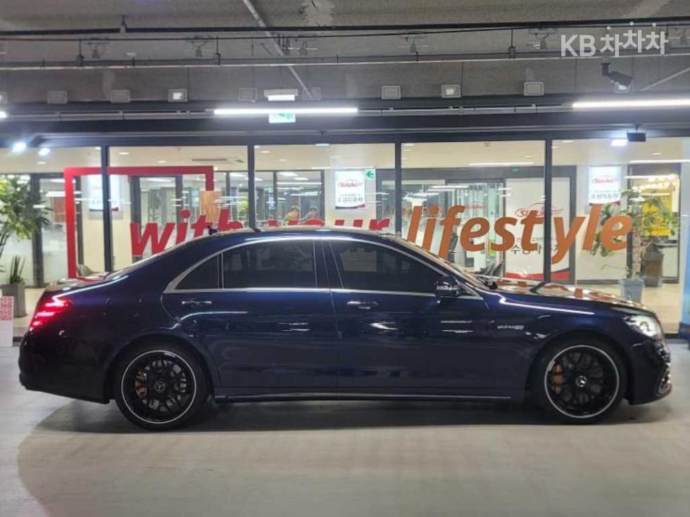 2019 Mercedes-Benz S photo