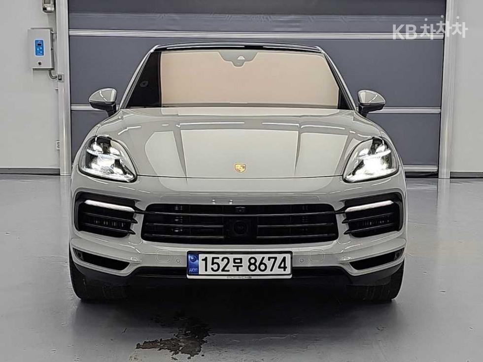 2022 Porsche (9Y0) photo