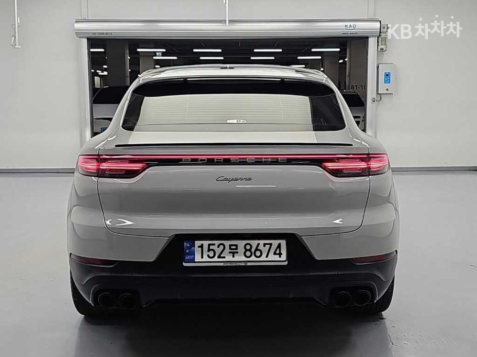 2022 Porsche (9Y0) photo