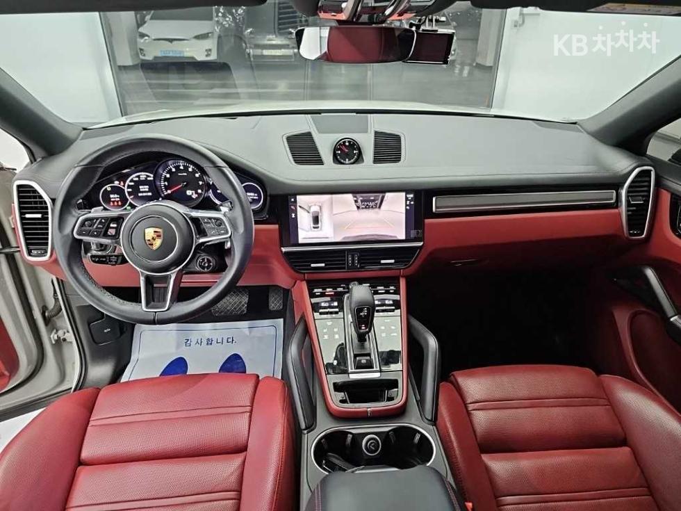 2022 Porsche (9Y0) photo