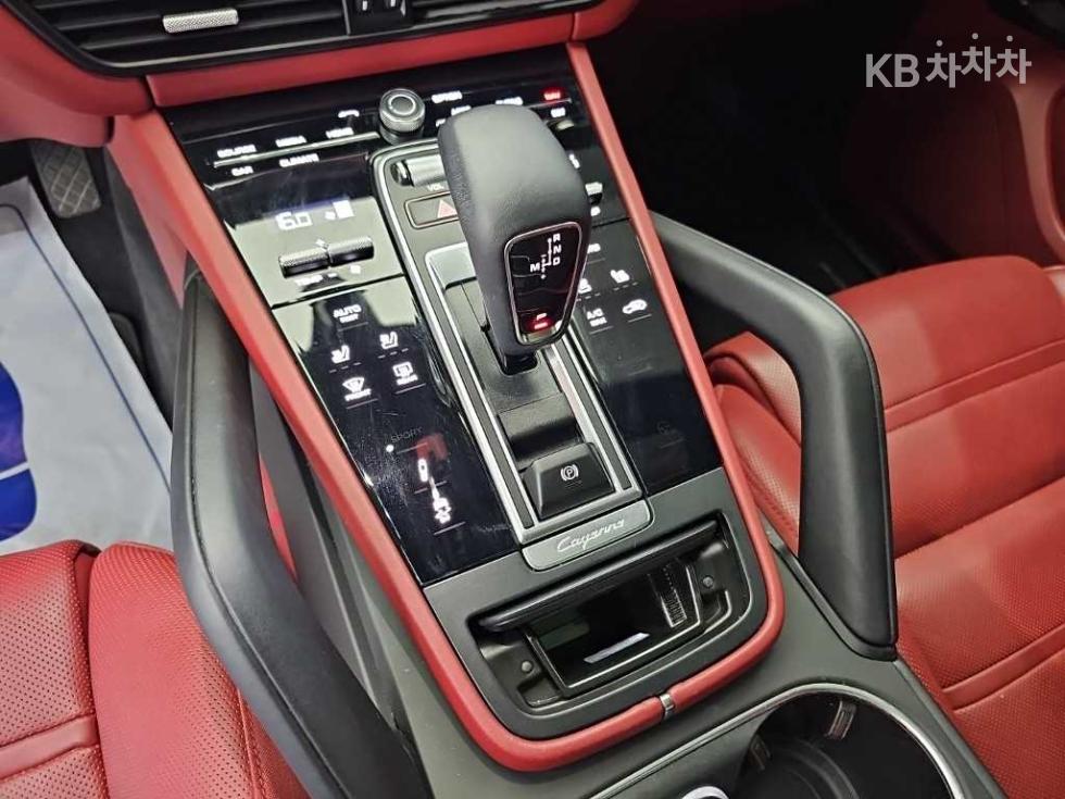2022 Porsche (9Y0) photo