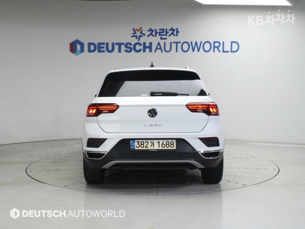 Volkswagen T-Roc — miniaturë 4