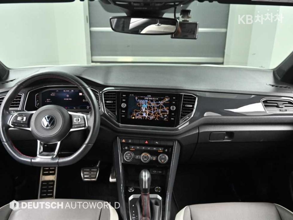Volkswagen T-Roc — miniaturë 7