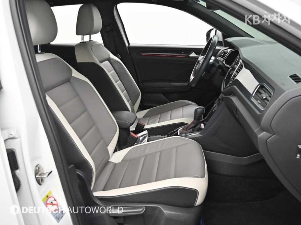 Volkswagen T-Roc — miniaturë 10