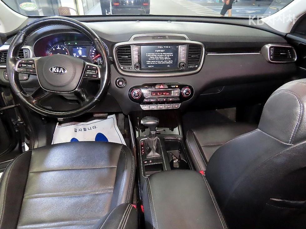 Kia Sorento — miniaturë 10
