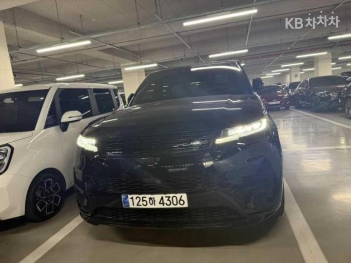 Land Rover Range Rover Sport D300 — foto 1