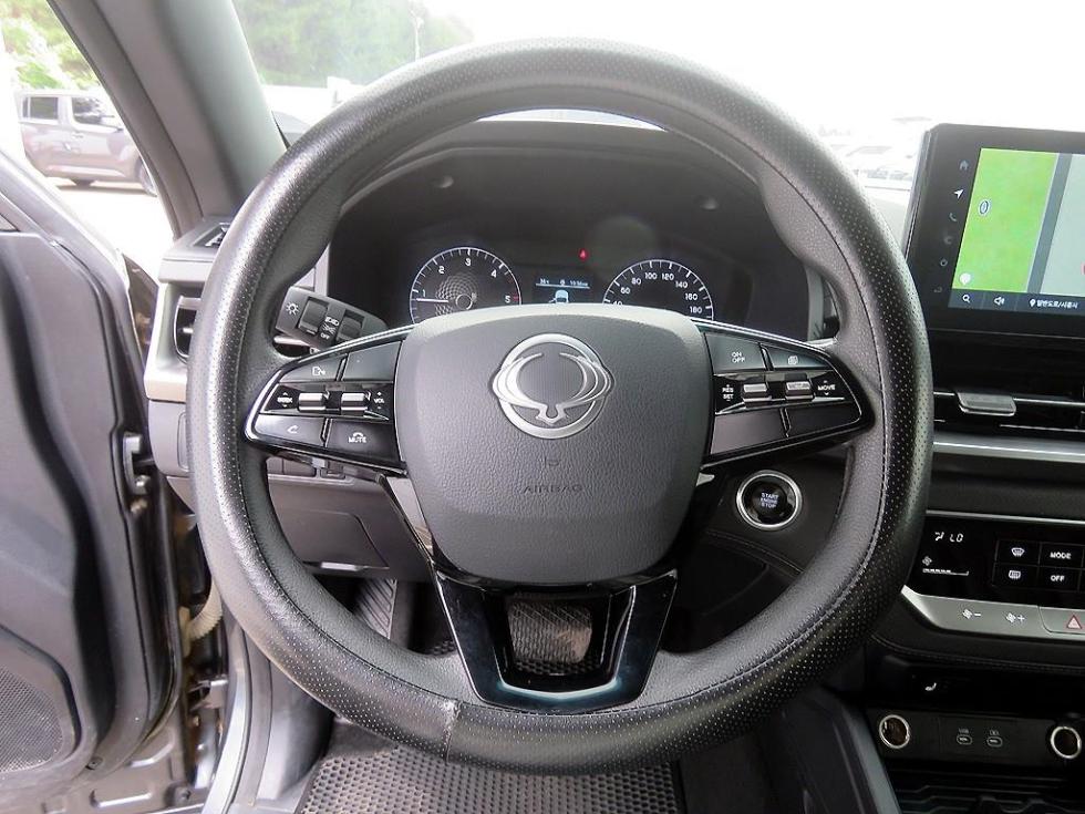SsangYong Rexton — miniaturë 9