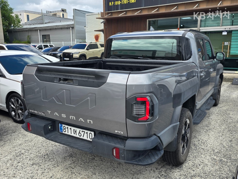 Kia Tasman — miniaturë 4