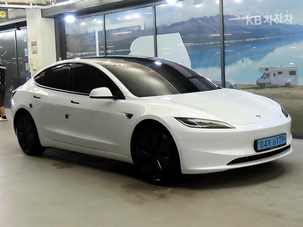 테슬라 모델 3 2024년식 테슬라 Model 3 Highland RWD