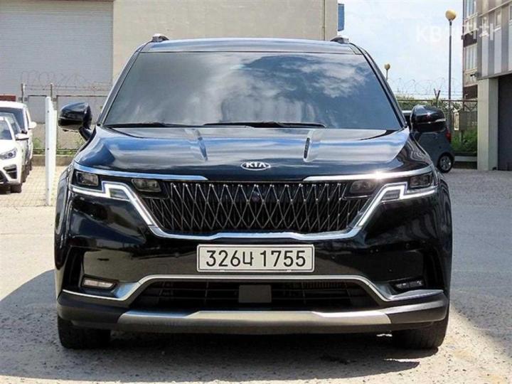 Kia Carnival d2.2 9  seats  signature — foto 1