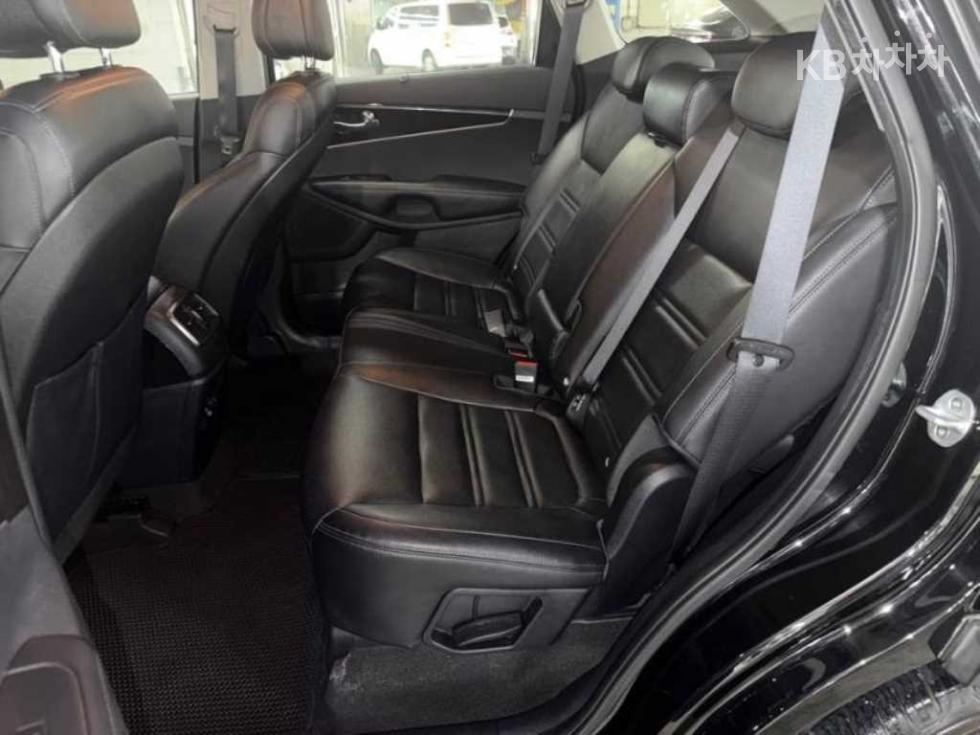 Kia Sorento — miniaturë 7