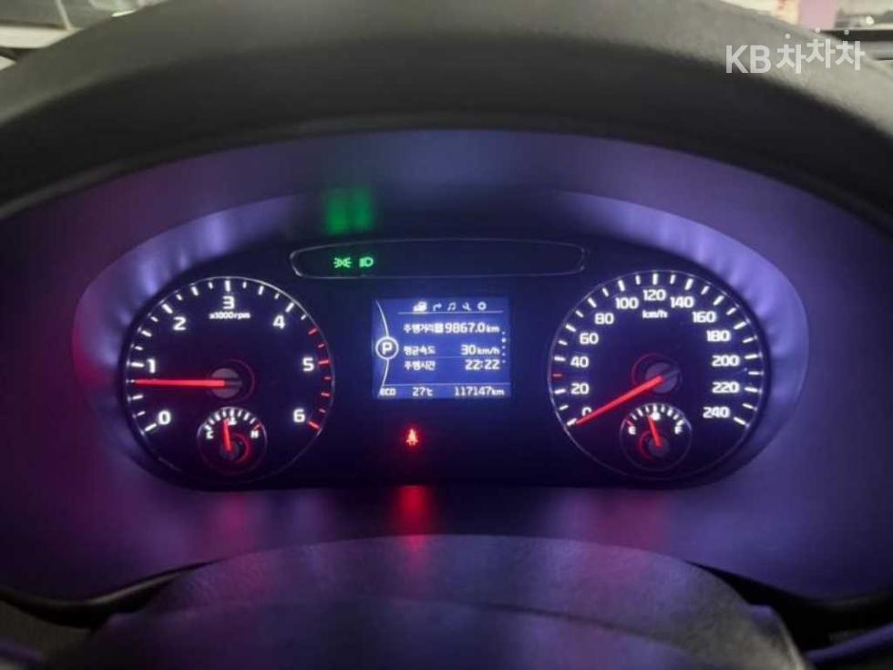 Kia Sorento — miniaturë 9
