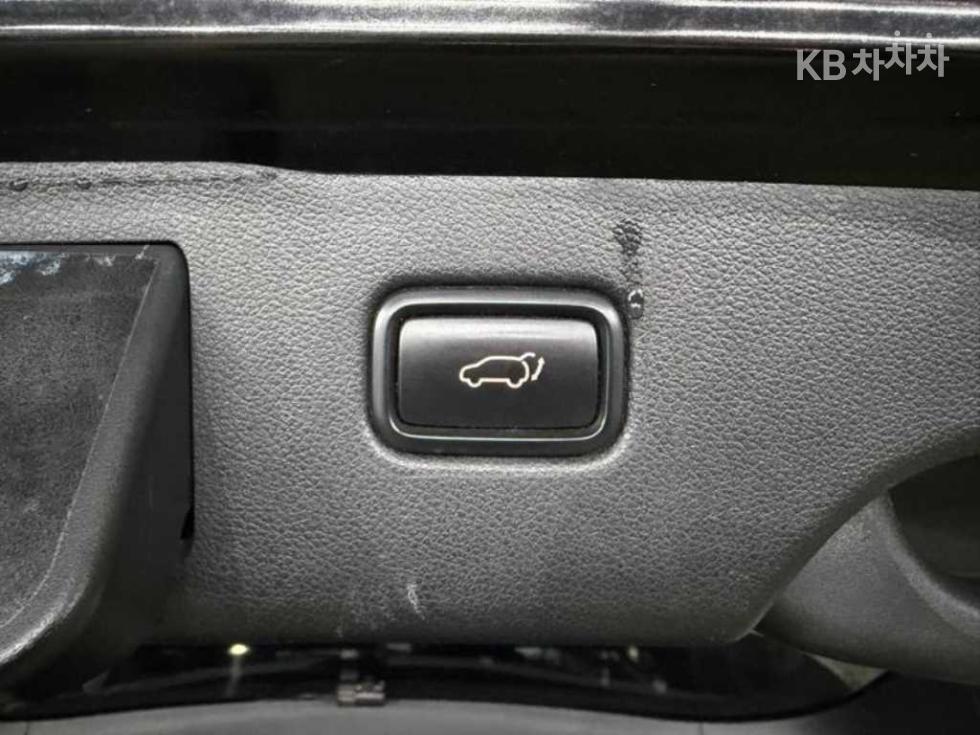 Kia Sorento — miniaturë 18