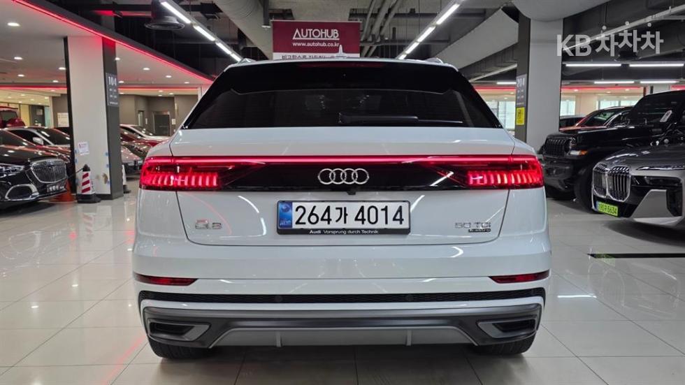 Audi Q8 — miniaturë 12